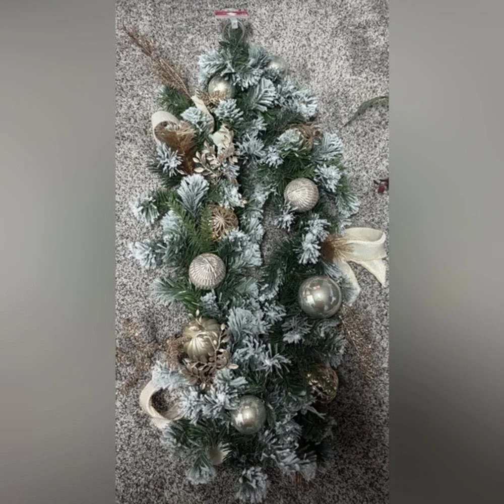 Ashland Frosted Green and Silver Holiday Garland